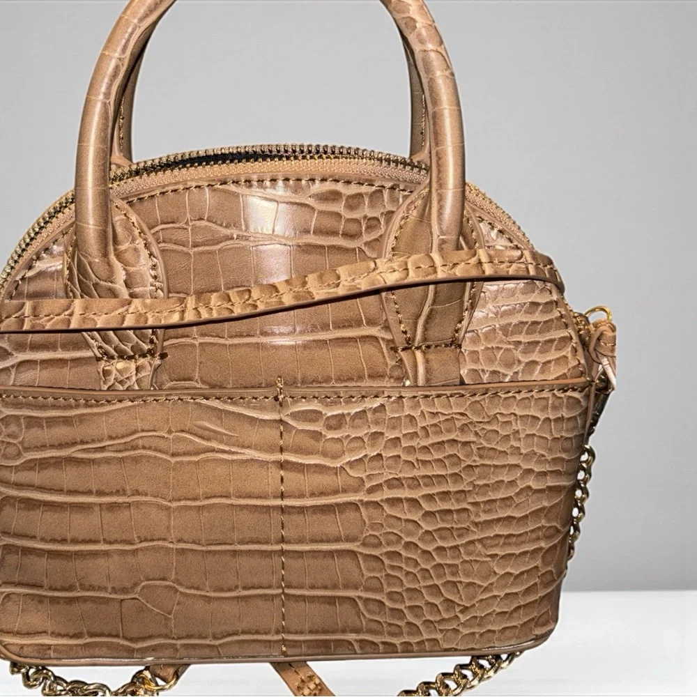 Zara Elegant Tan Crocodile-Embossed Handbag - Picture 14 of 14